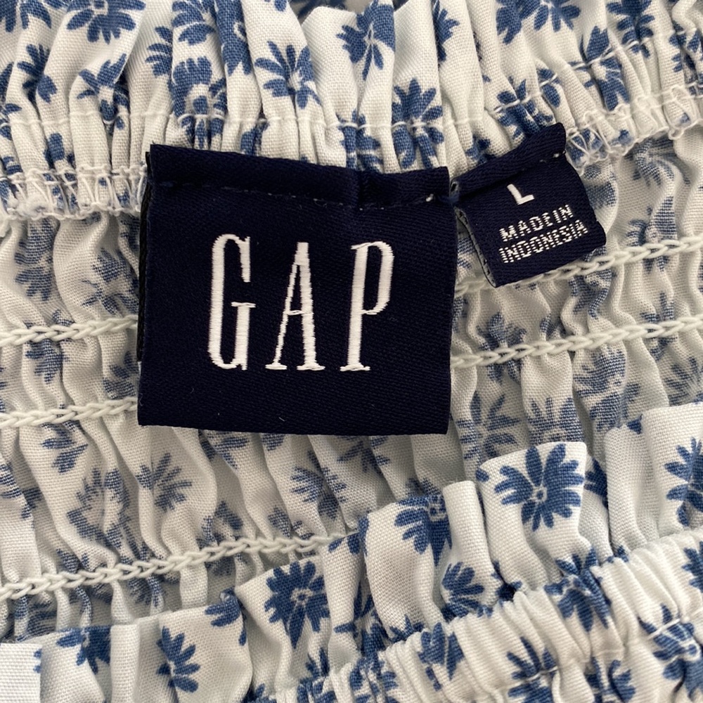 Gap top! - Picture 7 of 8